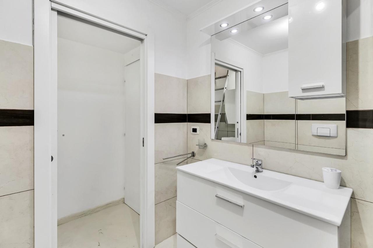Stazione Centrale Ampio Loft Di Lusso Su 2 Livelli Мілан Екстер'єр фото